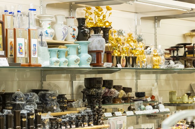 角田仏具店コムファースト店