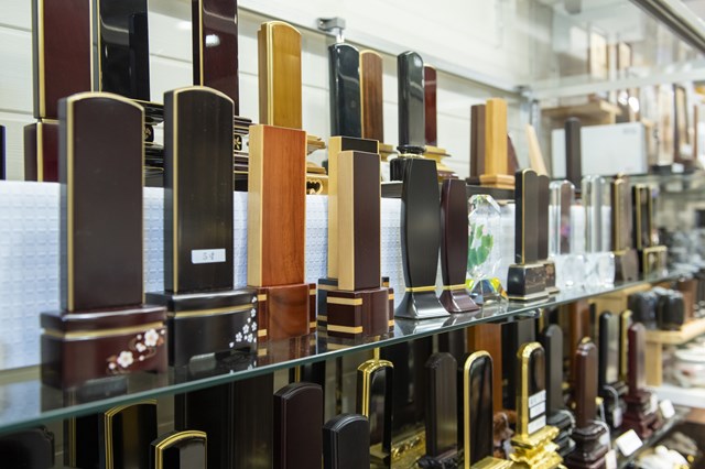 角田仏具店コムファースト店